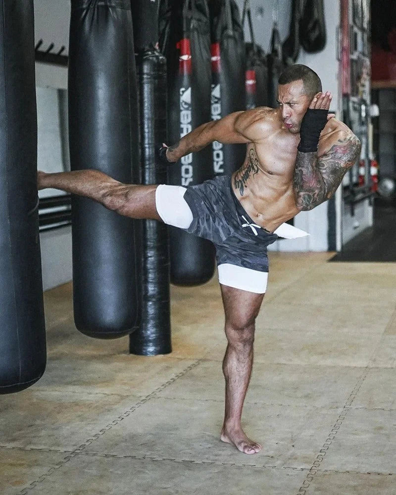 Short Masculino 2 em 1 Camo – Academia, Corrida e Treinos com Bolso Funcional